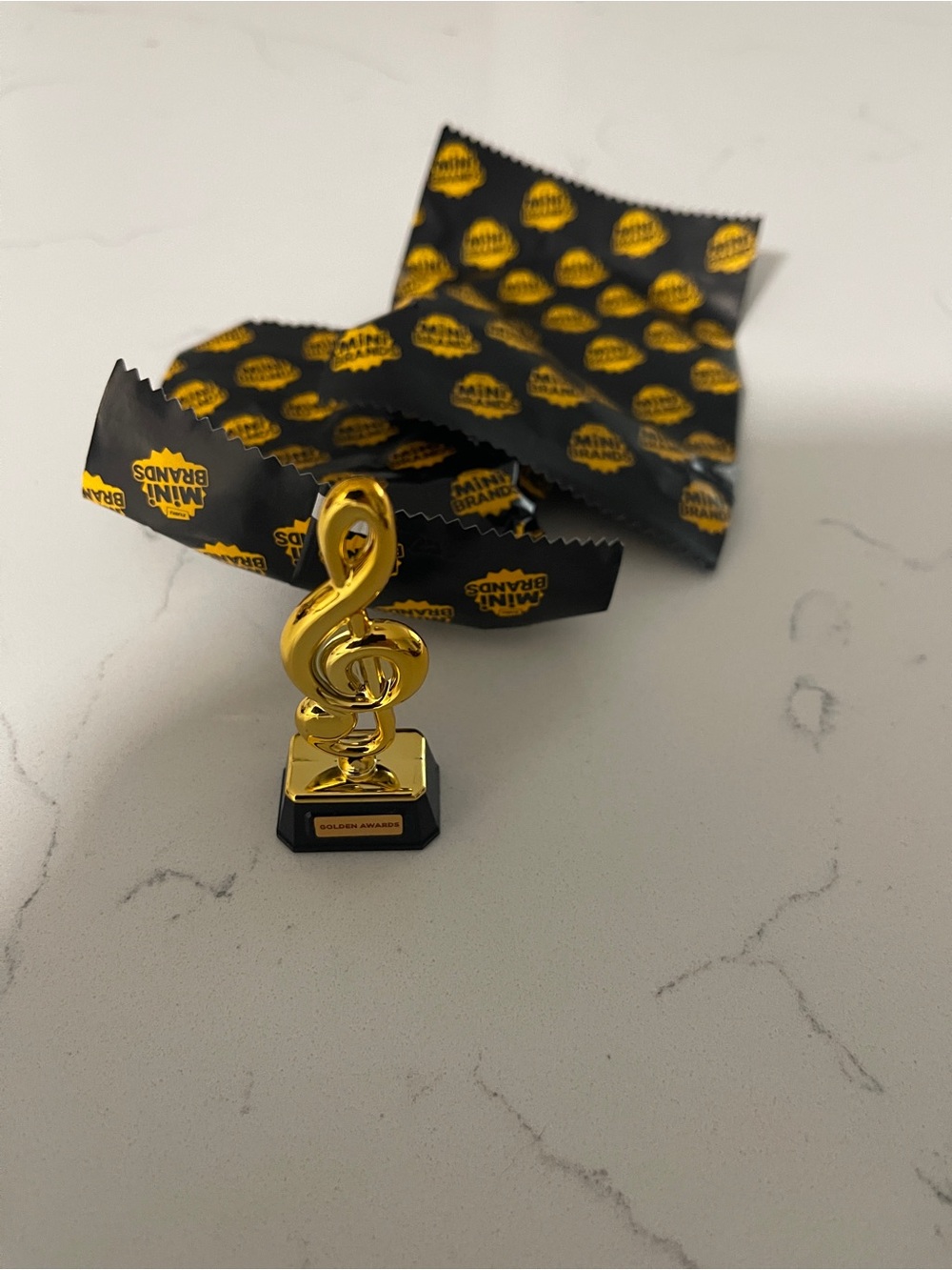 ZURU Mini Vinyl-Gold Treble Clef